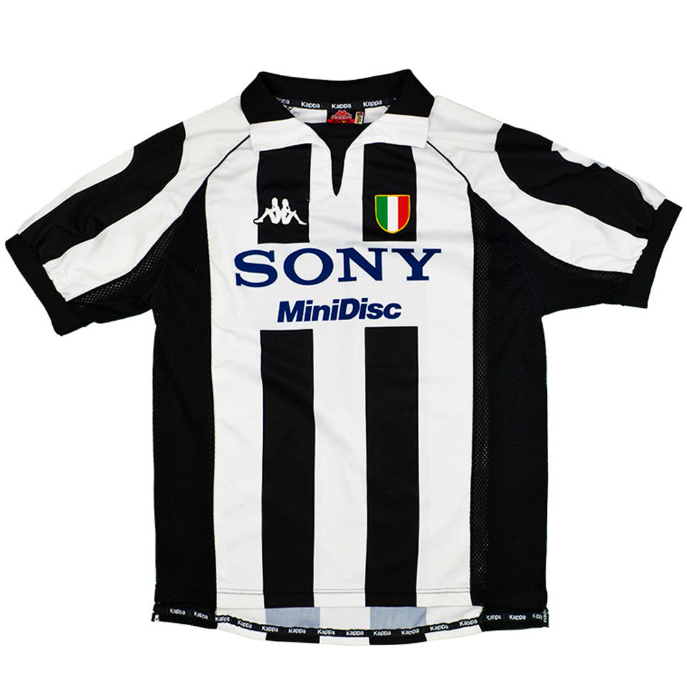 Camiseta Retro Juventus 1997/1998 vista sobre fondo blanco