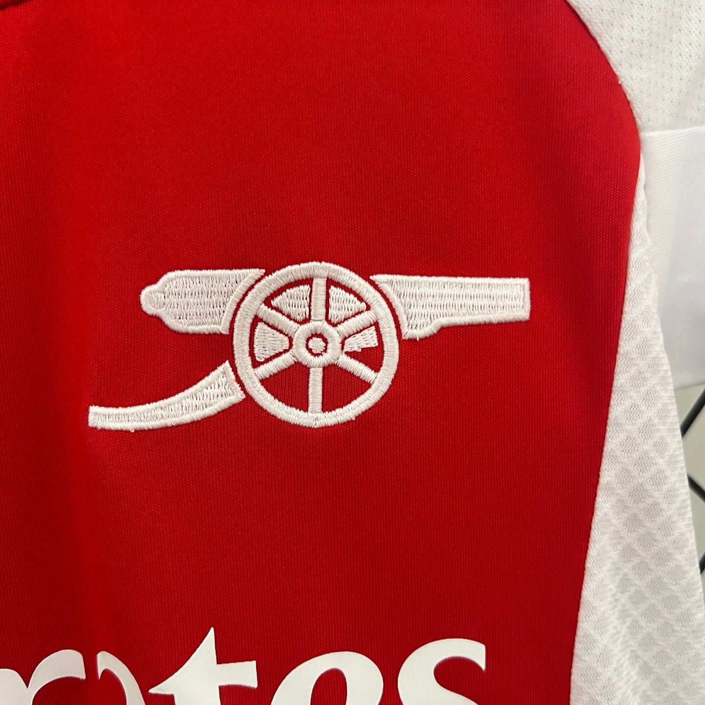 Kit Niño Arsenal 2025/26