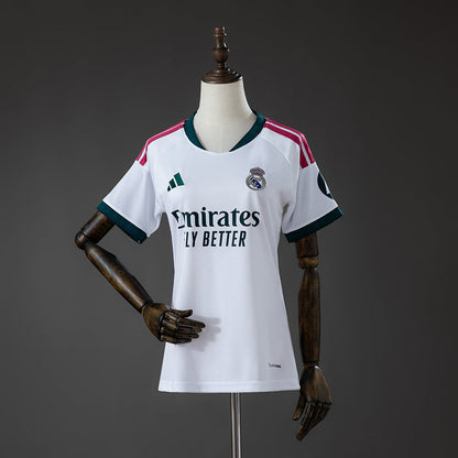 Camiseta Real Madrid 2026/27 – Primera Equipación Versión Mujer