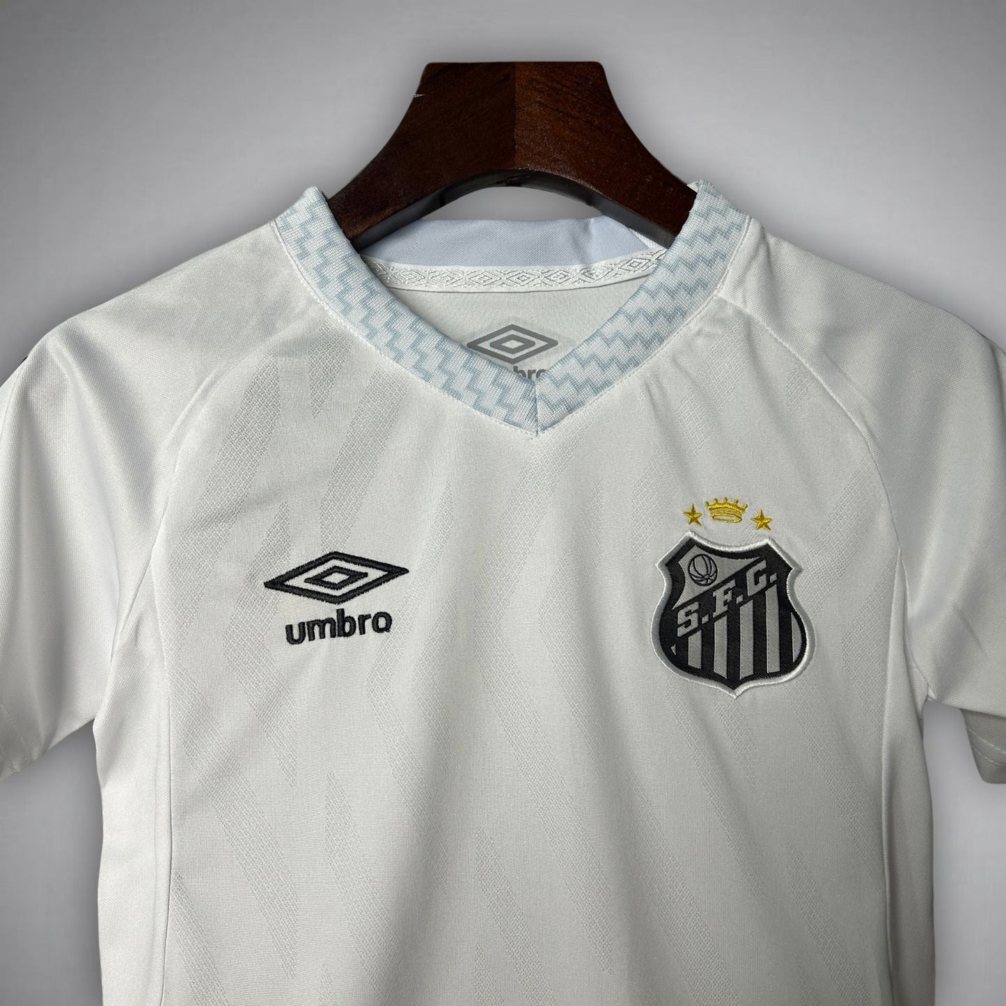 Kit Santos FC Local Kit Niños 2025/26