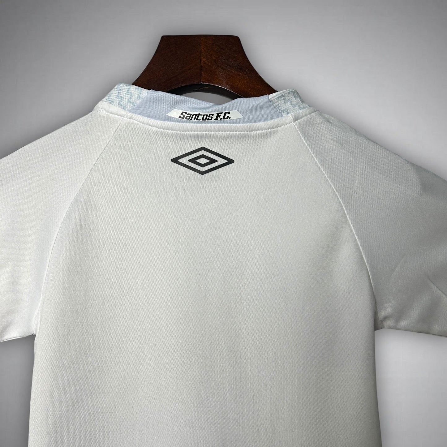Kit Santos FC Local Kit Niños 2025/26