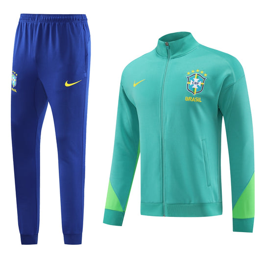 Conjunto Brasil entrenamiento 2023/2024