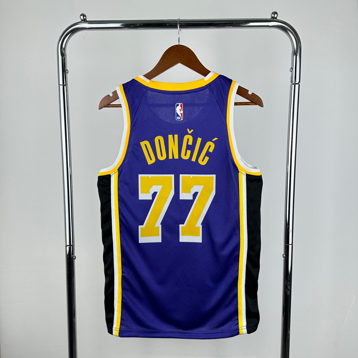Los Angeles Lakers Alternativa  24/25