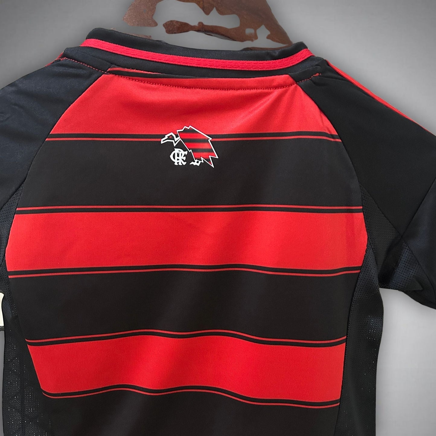 Kit Flamengo Local Niños 2025/26