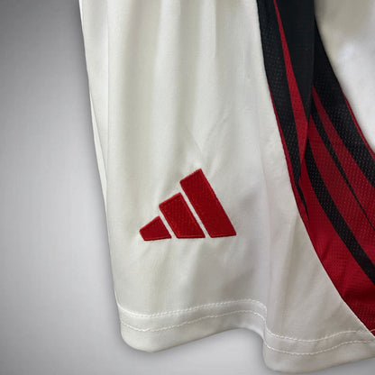 Kit Flamengo Local Niños 2025/26