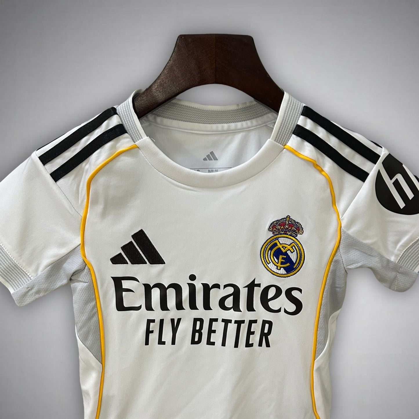 Camiseta Real Madrid Local Kit Niños 2025/26