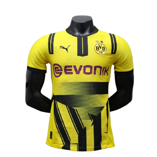 Camiseta Borussia Dortmund - Ed. Cup 2024/2025 vista sobre fondo blanco