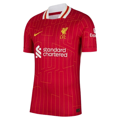 Camiseta Liverpool local 2024/2025 vista sobre fondo blanco