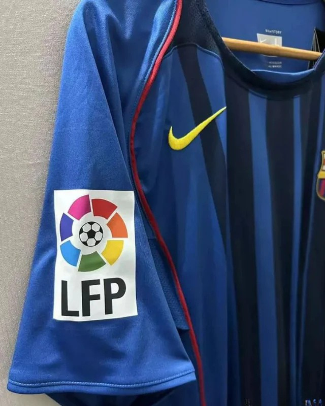 Camiseta Retro LIONEL MESSI 2004-05 Barcelona
