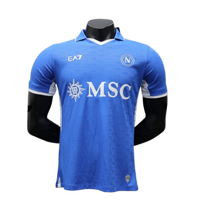 Camiseta Napoli local 2024/2025 vista sobre fondo blanco