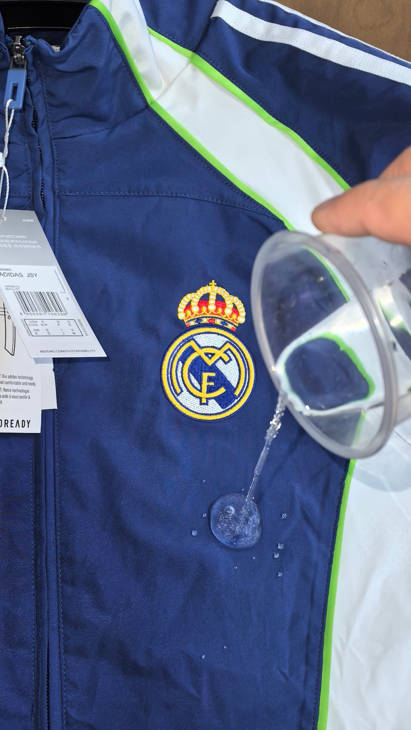 Campera Rompeviento Real Madrid Azul