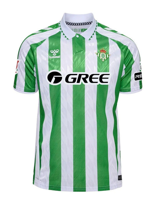 Camiseta Real Betis local 2024/2025 vista sobre fondo blanco