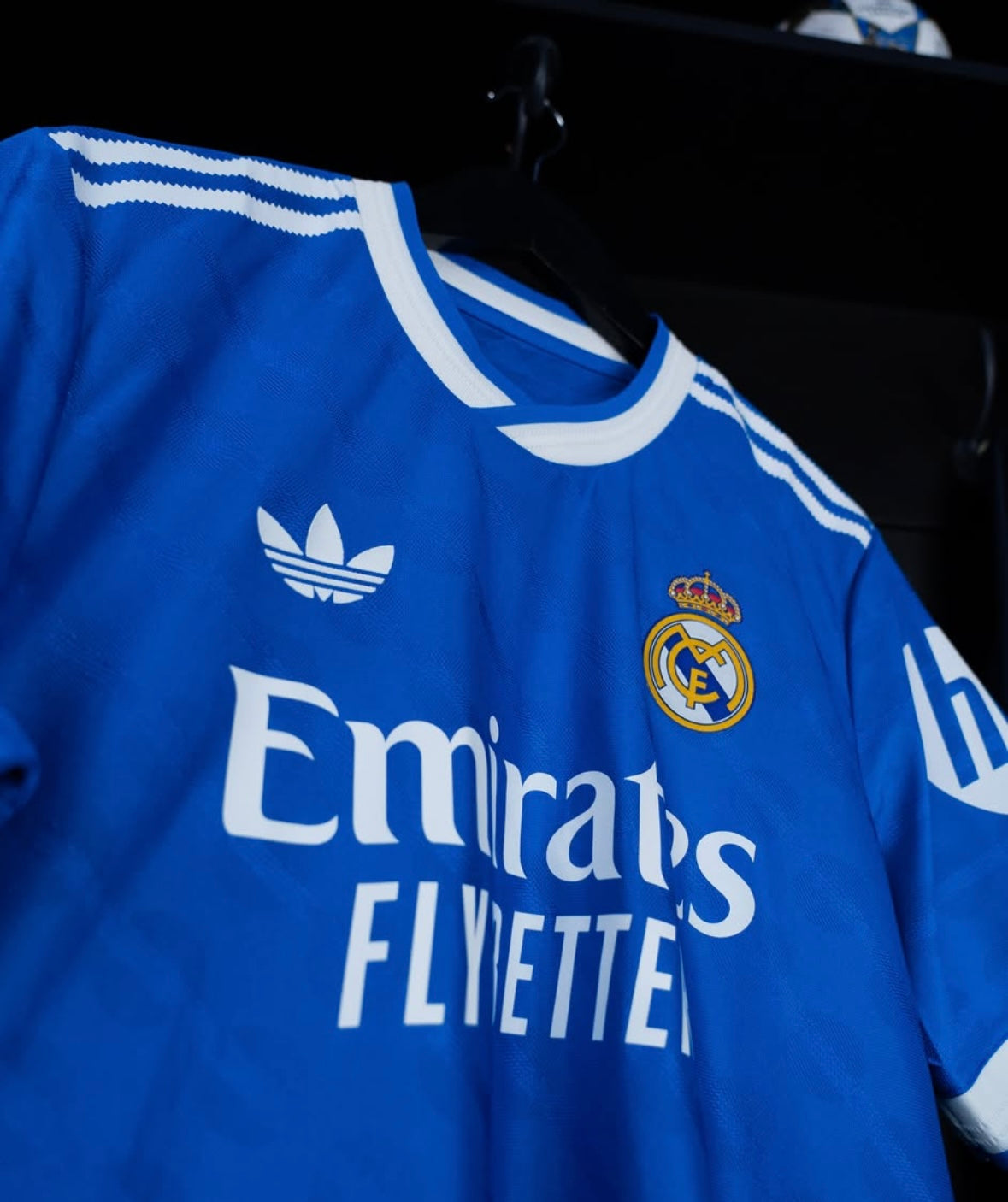 Camiseta Real Madrid Tercera - 2025/26