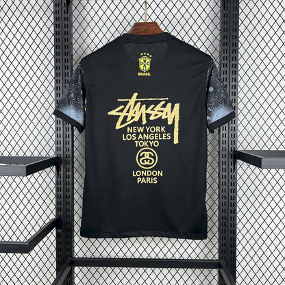 Camiseta Edicion Especial Brasil x Stussy