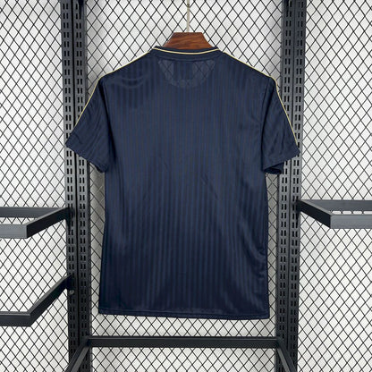 Camiseta Juventus Terrace Icons 25/26 S-XXL