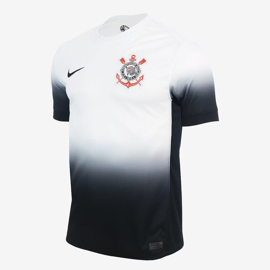Camiseta Corinthians local 2023/2024 vista sobre fondo blanco