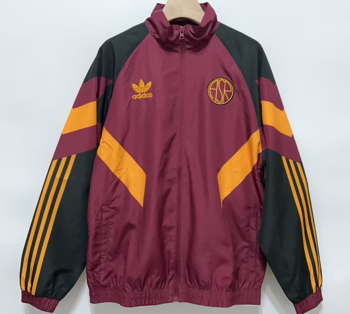 Campera Rompeviento AC Roma 2025/2026 ⚡