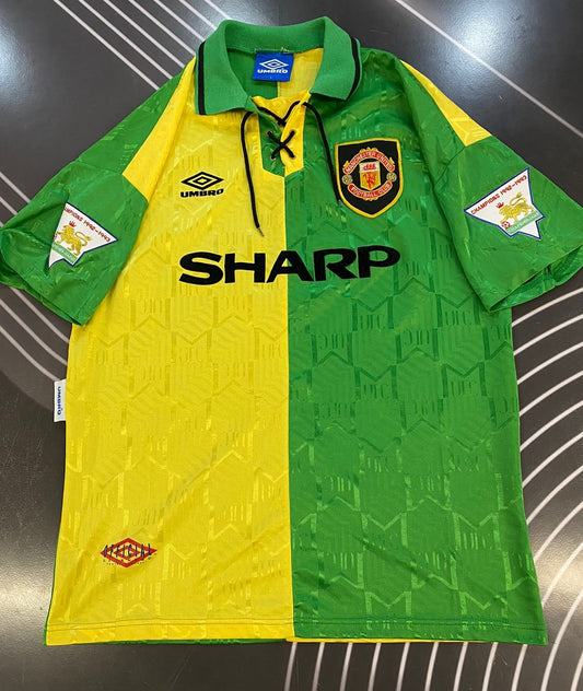 Camiseta Retro CANTONA 1992-93 Manchester United Alternativa