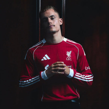 Camiseta Liverpool Local - 2025/26 - Manga Larga