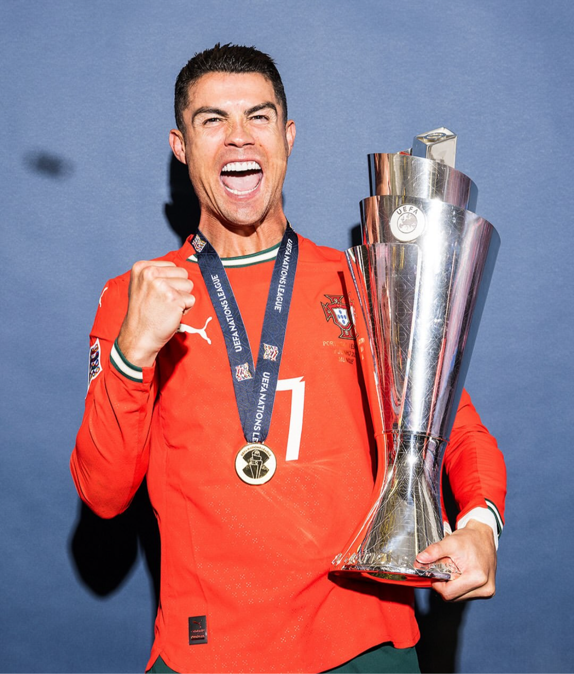 Camiseta Portugal Local - 2025/26 - Manga Larga