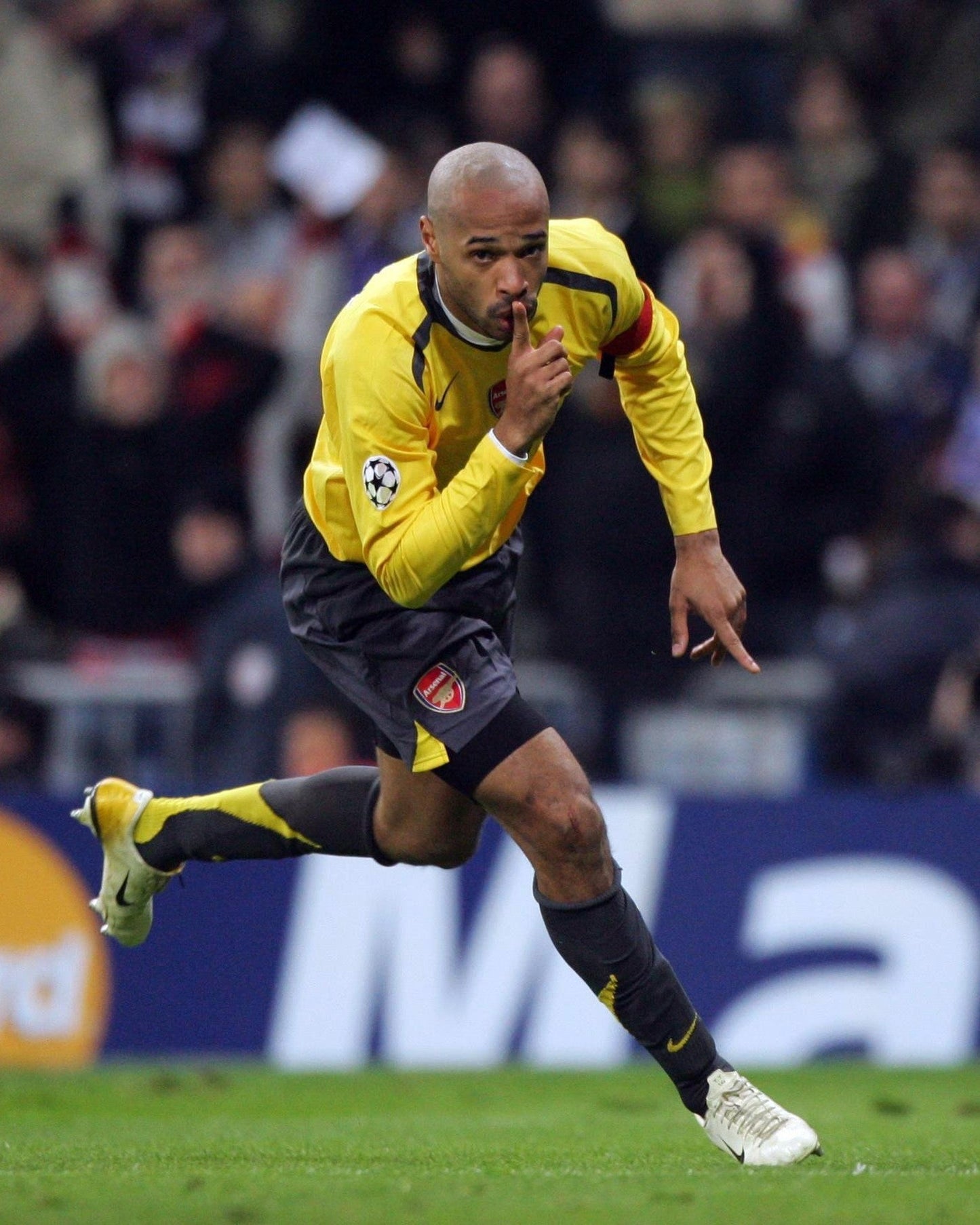 Camiseta Retro HENRY THIERRY 2005-06 Arsenal