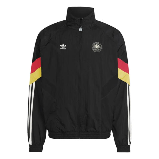 Campera Alemania Originals rompe viento 2024/2025 vista sobre fondo blanco