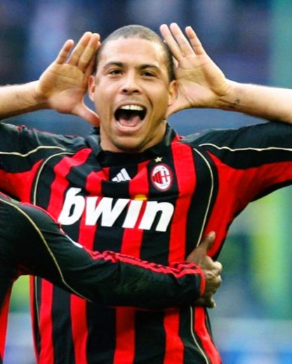 Camiseta Retro RONALDO 2006-07 AC Milan