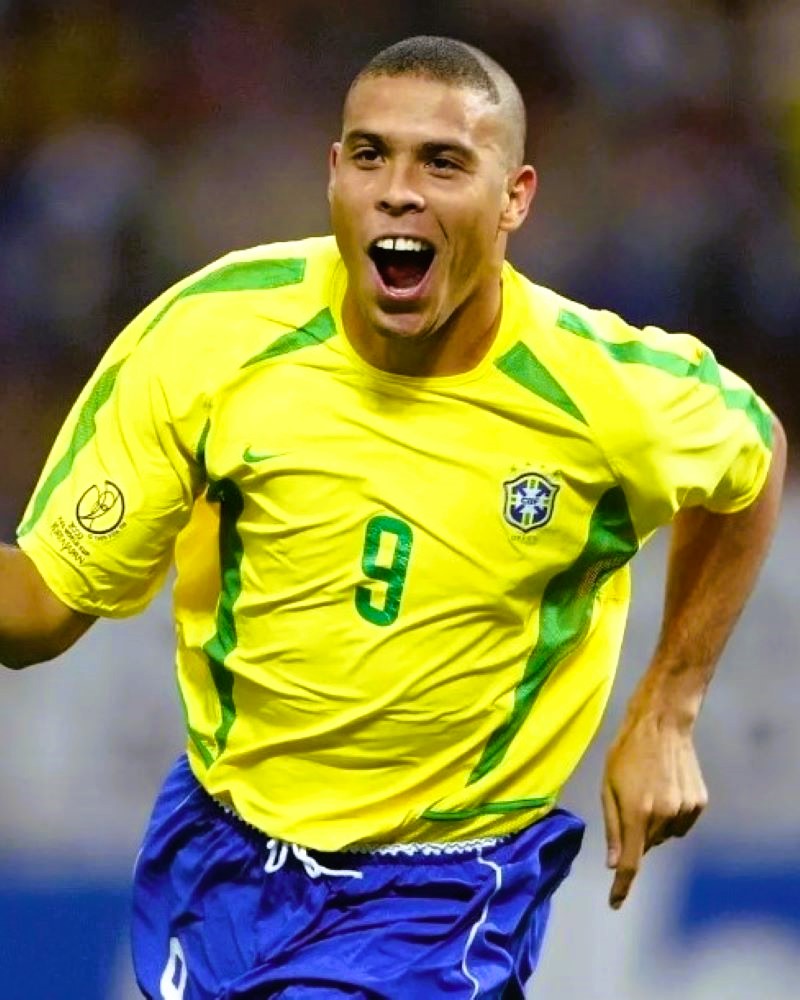 Camiseta Retro RONALDO 2002-03 Brasil