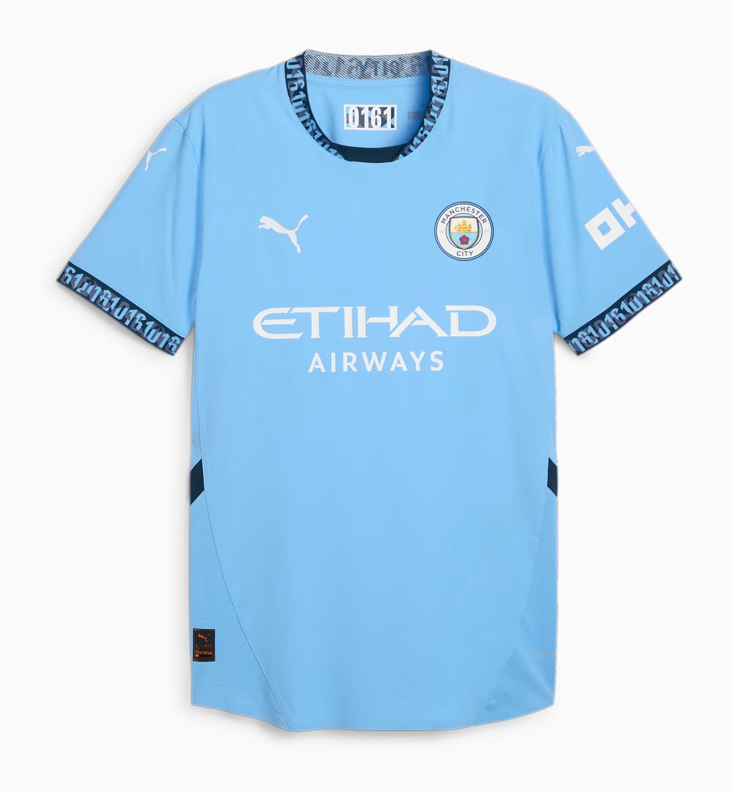 Camiseta Manchester City local 2024/2025 vista sobre fondo blanco