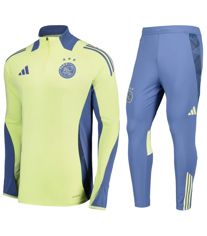 Conjunto Ajax Entrenamiento 2024/2025 vista sobre fondo blanco