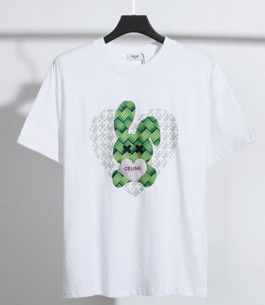 Remera Celine ⚡ TL STORE vista sobre fondo blanco