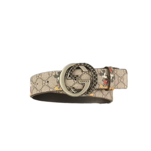 Cinto Gucci - Ed. Especial Mickey ⚡ TL STORE vista sobre fondo blanco