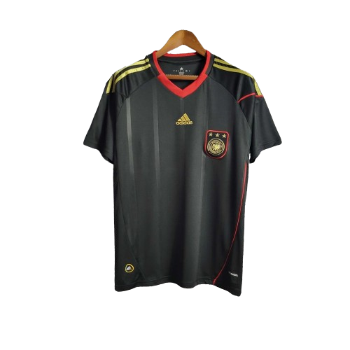 Camiseta Alemania Alternativa Retro 2010 vista sobre fondo blanco