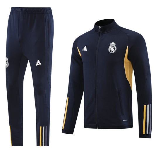 Conjunto de Entrenamiento Real Madrid 2023/2024