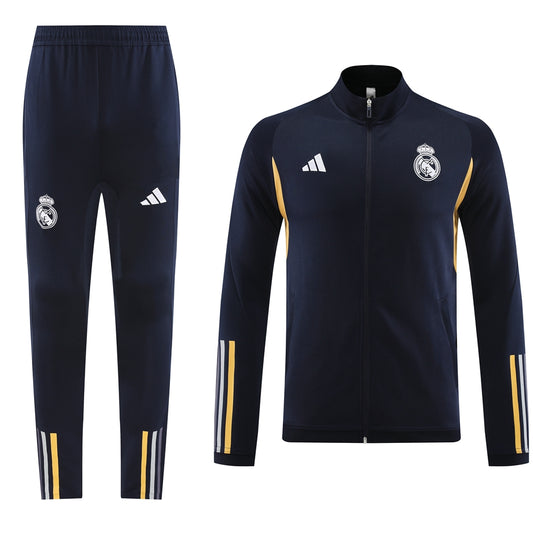 Conjunto de Entrenamiento Real Madrid 2023/2024