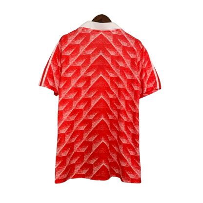 Camiseta Unión Soviética local Retro 1987/1988 vista sobre fondo blanco