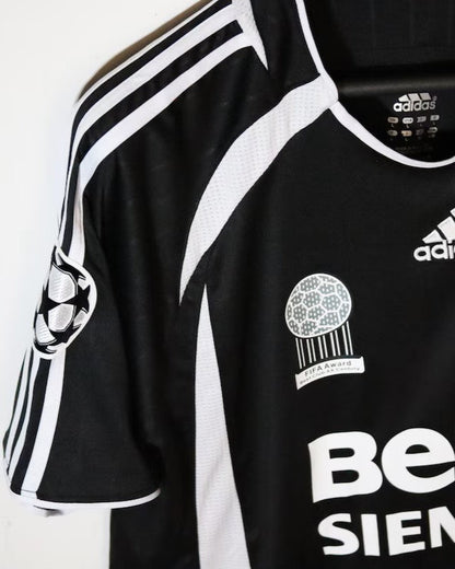 Camiseta Retro CARLOS ROBERTO 2006-07 Real Madrid