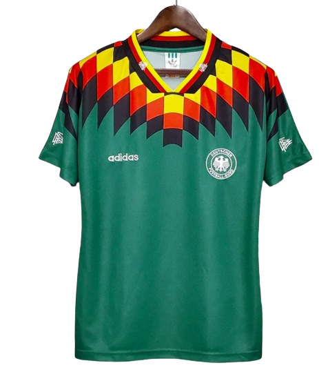Camiseta Retro Alemania visitante 1994 vista sobre fondo blanco