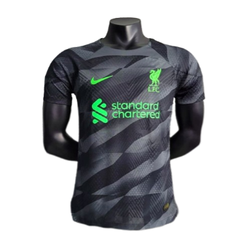 Camiseta Liverpool- Arquero 2023/2024 vista sobre fondo blanco
