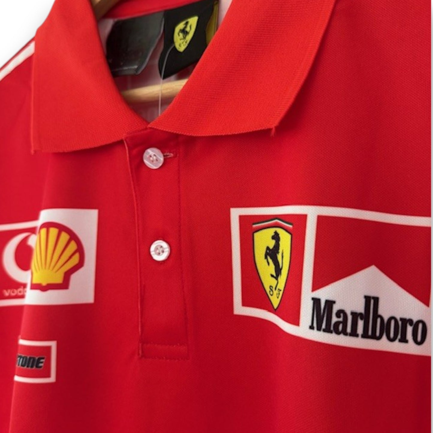 Polo Ferrari F1 Team 2025-26 | Colección Scuderia Maranello - Imagen 3