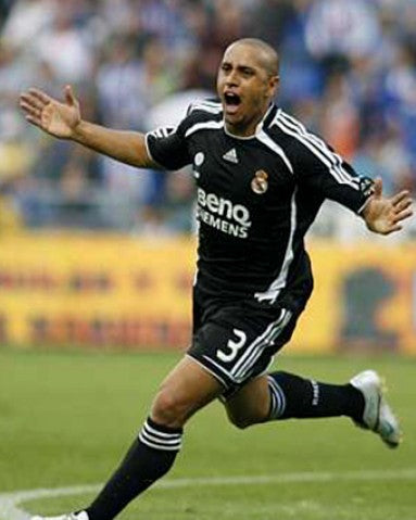 Camiseta Retro CARLOS ROBERTO 2006-07 Real Madrid