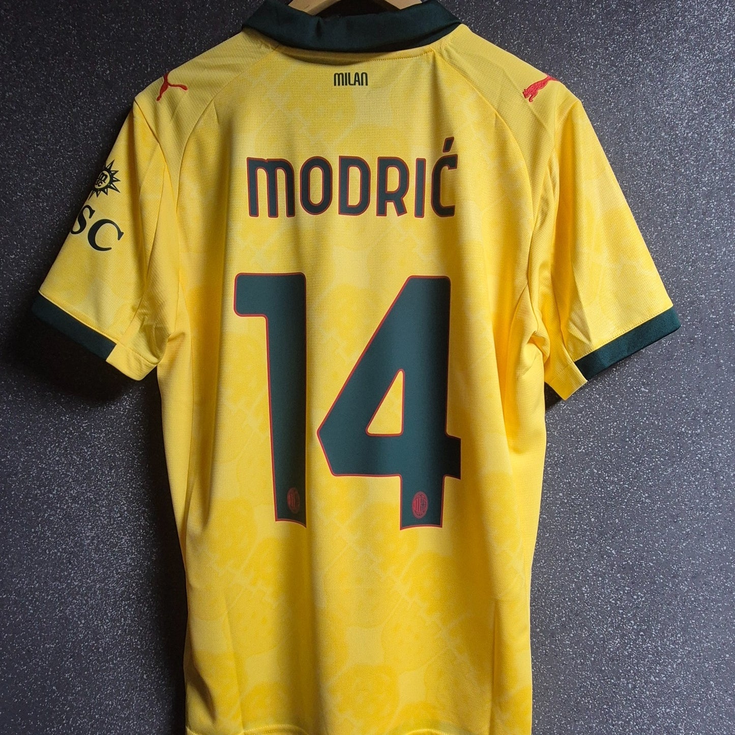 Camiseta MODRIC AC Milan Tercera 2025/26 ⚡