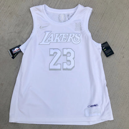 Camiseta LA Lakers Lebron James 23 Swingman Blanca ⚡