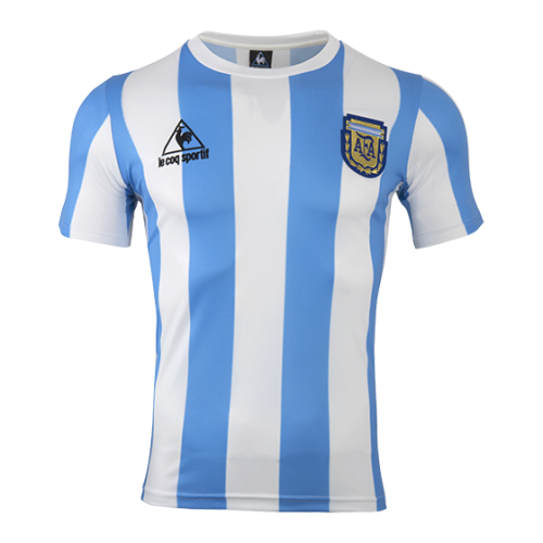Camiseta Retro Argentina 1986 vista sobre fondo blanco