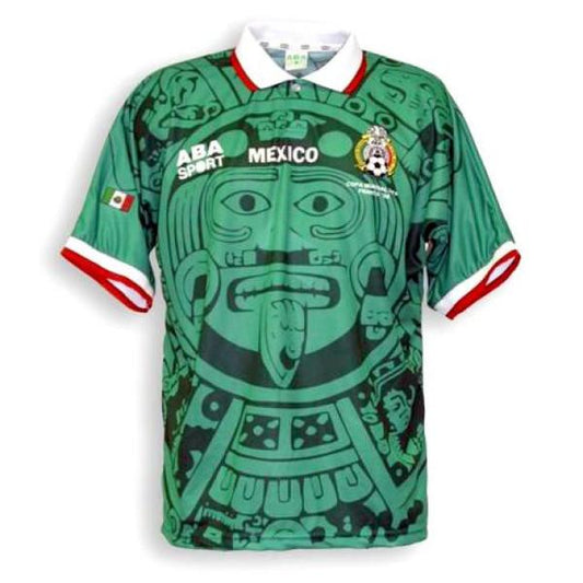 Camiseta Retro Mexico 98 vista sobre fondo blanco