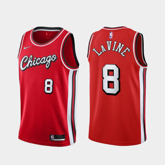 Camiseta Chicago Bulls roja 2021/2022 vista sobre fondo blanco