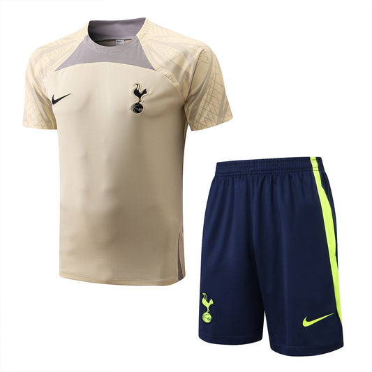 Kit de entrenamiento Tottenham titular 2022/2023
