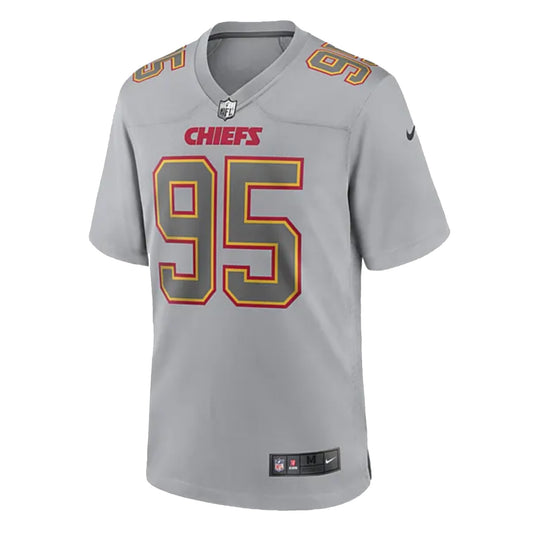 Camiseta Kansas city chiefs alternativa vista sobre fondo blanco