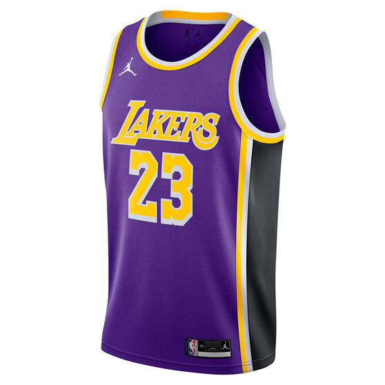 Camiseta Los Angeles Lakers - ed. Jordan 2020/2021 vista sobre fondo blanco