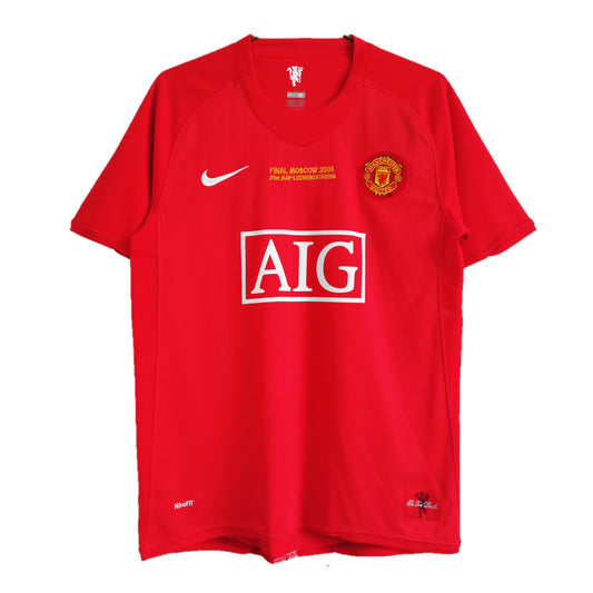 Camiseta Manchester united local Retro 2007/2008 vista sobre fondo blanco